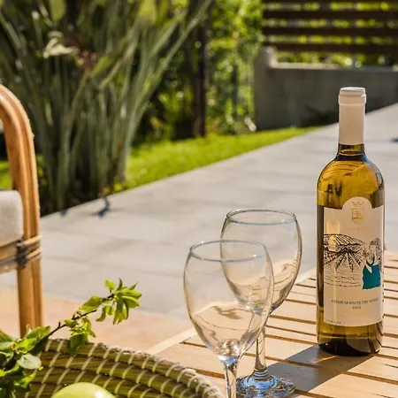 Voltera * Mantzavináta