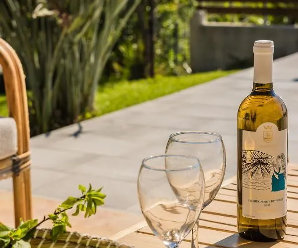 Voltera * Mantzavináta