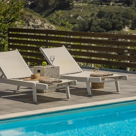 Voltera Villa Mantzavinata